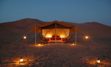 Romantic Dune Dinner